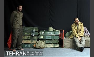 نمایش لیلی نام تمام دختران ایران زمین است‎ 7