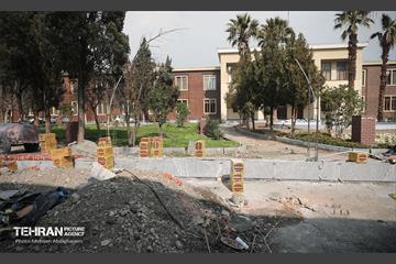 اینجاکارگاهه؛ منطقه 13 32