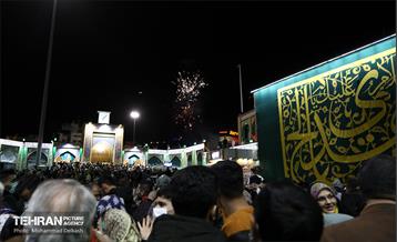 لحظه سال تحویل در حرم امام زاده صالح(ع) 25