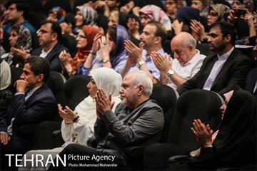 تجلیل شهردار تهران از محمدجواد ظریف 21