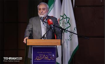 آیین رونمایی از کتاب «ایرانی بودن افتخار دارد» 10