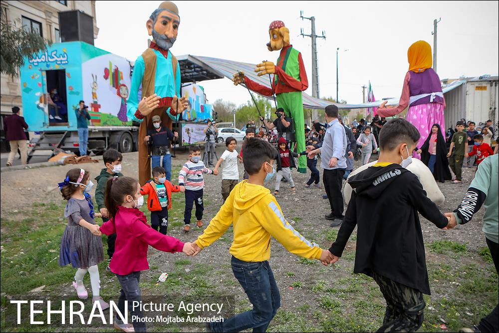 ویژه برنامه پیک امید در تهران 1400 - شهرک نظامی 18