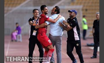 دیدار تیم‌های سپاهان اصفهان و نفت طلاییه تهران 1