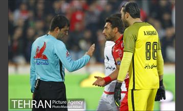 دیدار تیم های پرسپولیس و نساجی مازندران 1