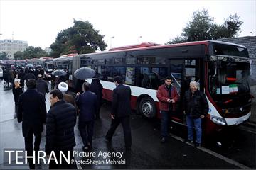 خدمات شهرداری تهران در پایان راهپیمایی یوم الله 22 بهمن 1