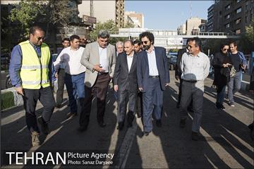 بازدید شهردار تهران از بازسازی پل کریمخان 1