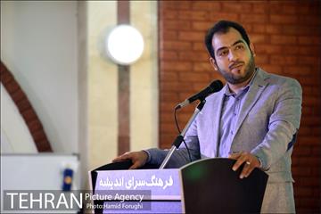حلقه ادبی پنجره در فرهنگسرای اندیشه 10