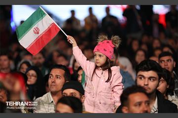 رویداد «شب ایران» در میدان انقلاب اسلامی 34