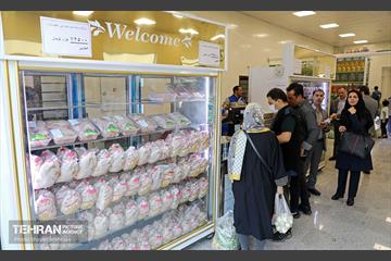 افتتاح بازار میوه و تره‌بار در منطقه 22 6