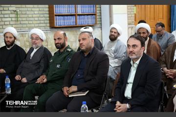 نشست ائمه جماعات با شهردار منطقه 10 20