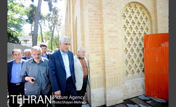 بازدید شهردار تهران از ساختمان کلاه فرنگی، دانشگاه تربیت معلم خوارزمی و تابلو نقش رستم ورزشگاه شیرودی به مناسبت روز تهران 15