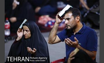 احیای شب بیست و سوم ماه مبارک رمضان در میدان امام حسین (ع) 27