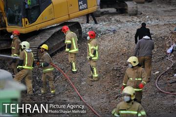 پنجمین روز آواربرداری ساختمان پلاسکو 13
