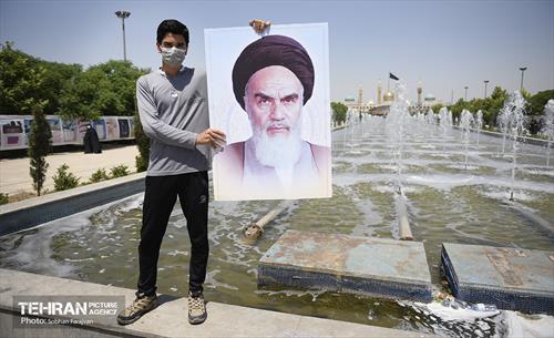 حضور مردم در مرقد امام خمینی(ره) 23