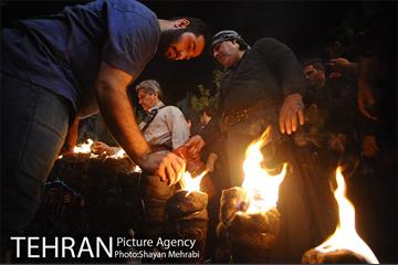 مشعل‌گردانی در دولت آباد تهران 17