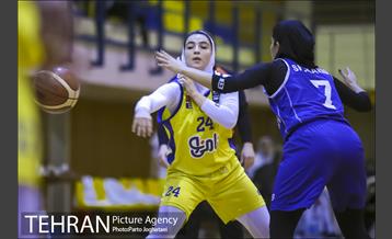دیدار تیم های بسکتبال زنان گروه بهمن و نامی نو اصفهان 9