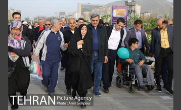 ششمین همایش پیاده روی خانوادگی با حضور شهردار تهران 6
