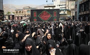 عزاداری ظهر عاشورا در امامزاده صالح (ع) 40