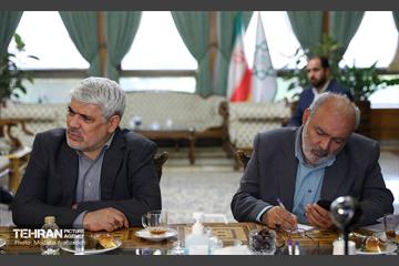 دیدار رییس سازمان اوقاف و امور خیریه کشور با شهردار تهران 10