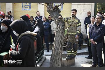 تشییع پیکر شهید آتش‌نشان «قریب رضا دارابی» 2