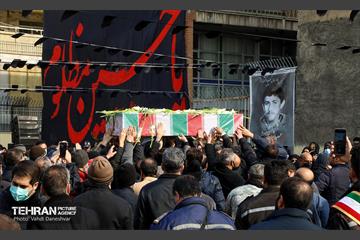 تشییع پیکر شهید حسین فغانی 13
