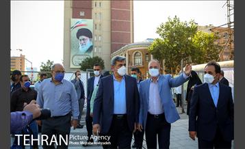 نصب اولین یادبود شهدا در میدان امام خمینی 1