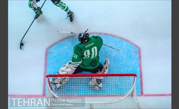 مسابقات هاکی رو یخ 28