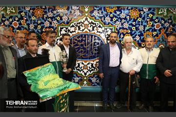 رونمایی از دیوارنگاره شمس الشموس