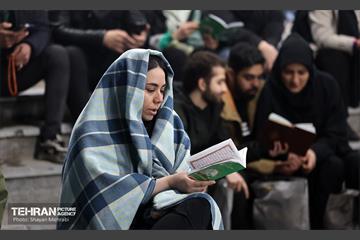 احیای شب بیست‌ویکم ماه رمضان امامزاده پنج تن لویزان 72