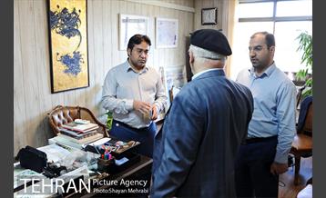 بازدید محمد جواد حق شناس از مرکز ارتباطات شهرداری تهران 3