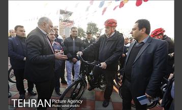 آیین بهره برداری از 17 پروژه مدیریت شهری در منطقه 17 8