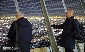 نشست صمیمی شهردار تهران با اساتید دانشگاه‌های ایران و روسیه 37