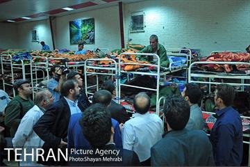 سرپرست شهرداری تهران و رئیس مرکز ارتباطات و امور بین الملل شهرداری تهران در بازدید از فعالیت‌های شبانه شهرداری و زندگی شبانه مردم تهران 43