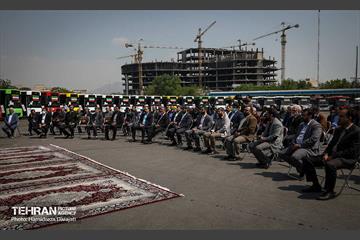 رونمایی از ۴۰ دستگاه اتوبوس شرکت واحد 13