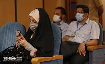 در حاشیه نشست خبری شهردار تهران  35