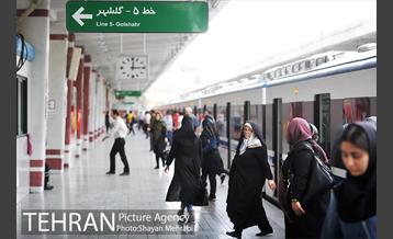 سرویس رسانی مجدد مترو خط 5 در روزهای جمعه 58