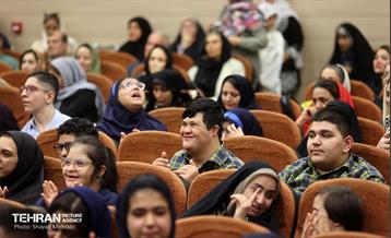 آیین بازگشایی مدارس استثنائی و بهره برداری از ناوگان سرویس این مدارس 11