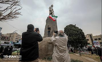 یوم الله ۲۲ بهمن در تهران  53