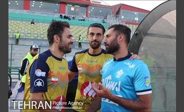 دیدار دو تیم پیکان تهران و نفت تهران 1