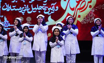 آئین تجلیل از پرستاران فعال در جنگ 12 روزه تحمیلی 43