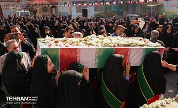 تشییع پیکر شهید گمنام در منطقه ۱۵ 14