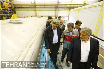 بازدید شهردار تهران از کارخانه واگن سازی تهران 4