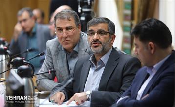 جلسه بررسی طرح بازآفرینی باغ‌راه حضرت فاطمه (س) با حضور شهردار تهران