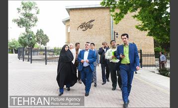 تور خبری بازدید از اماکن تاریخی منطقه ۴ و نشست خبری شهردار منطقه ۴  23