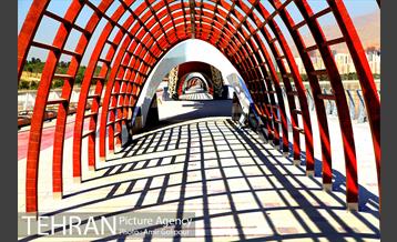 پیاده موج دریاچه شهدای خلیج فارس 3