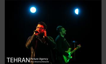 اجرای کنسرت موسیقی حامد همایون 8