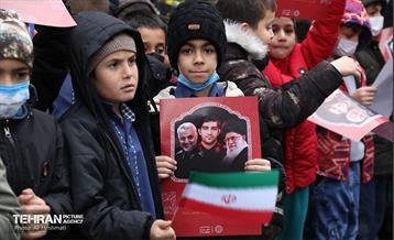 مراسم تشییع پیکر شهید مدافع حرم «حسین محمدی» 11