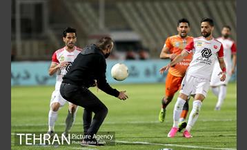 دیدار تیم های فوتبال سایپا و پرسپولیس 15