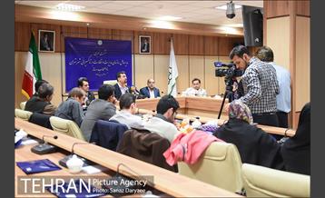 نشست خبری مدیر عامل سازمان مدیریت و نظارت بر تاکسیرانی تهران 5