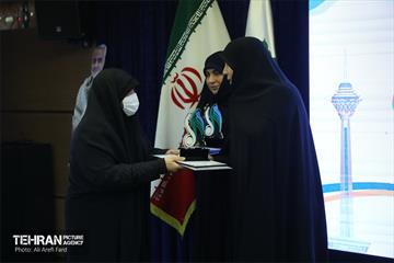 اولین یادواره شهدای فرهنگی و دانش آموزی منطقه 2 شهر تهران 4